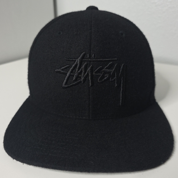 Stussy Other - Stussy All-Black Tonal Logo Snapback Hat